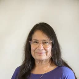 Portrait of Vicki Tamoush